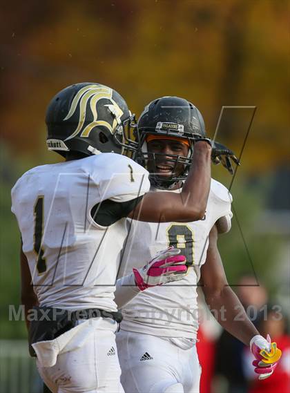 Thumbnail 1 in Paramus Catholic @ Bergen Catholic photogallery.