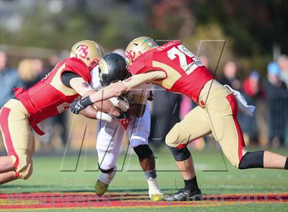 Thumbnail 3 in Paramus Catholic @ Bergen Catholic photogallery.
