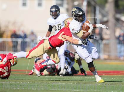 Thumbnail 3 in Paramus Catholic @ Bergen Catholic photogallery.