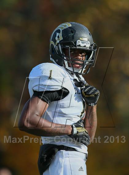Thumbnail 3 in Paramus Catholic @ Bergen Catholic photogallery.