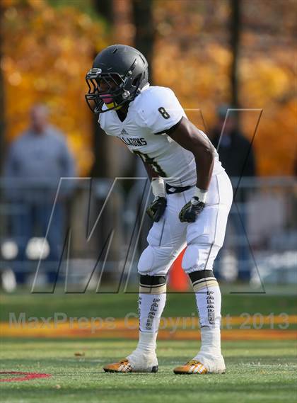 Thumbnail 3 in Paramus Catholic @ Bergen Catholic photogallery.