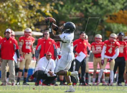 Thumbnail 2 in Paramus Catholic @ Bergen Catholic photogallery.
