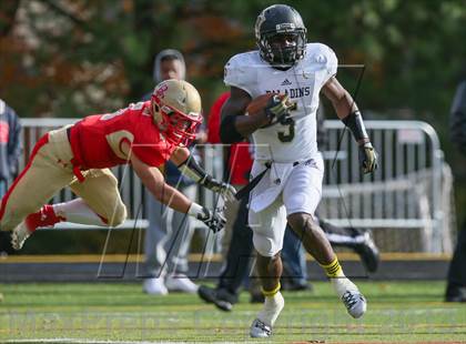 Thumbnail 1 in Paramus Catholic @ Bergen Catholic photogallery.
