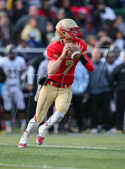Thumbnail 2 in Paramus Catholic @ Bergen Catholic photogallery.