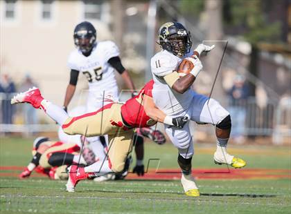 Thumbnail 1 in Paramus Catholic @ Bergen Catholic photogallery.