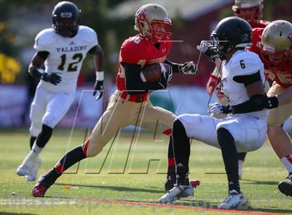 Thumbnail 2 in Paramus Catholic @ Bergen Catholic photogallery.