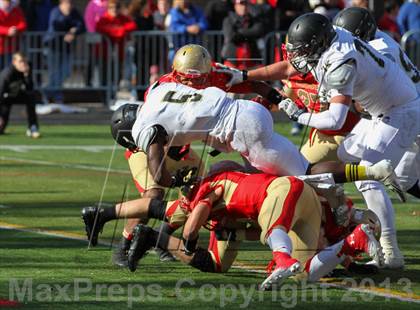 Thumbnail 3 in Paramus Catholic @ Bergen Catholic photogallery.