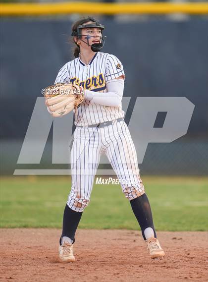 Thumbnail 2 in Granite Bay @ Inderkum photogallery.