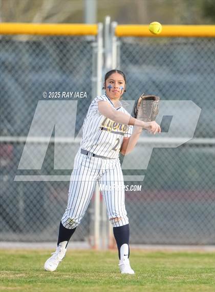 Thumbnail 3 in Granite Bay @ Inderkum photogallery.