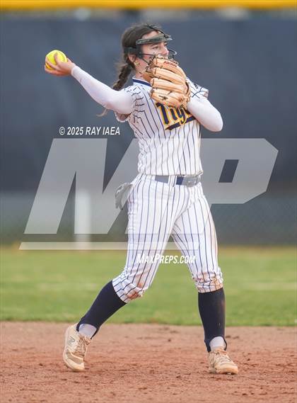 Thumbnail 1 in Granite Bay @ Inderkum photogallery.