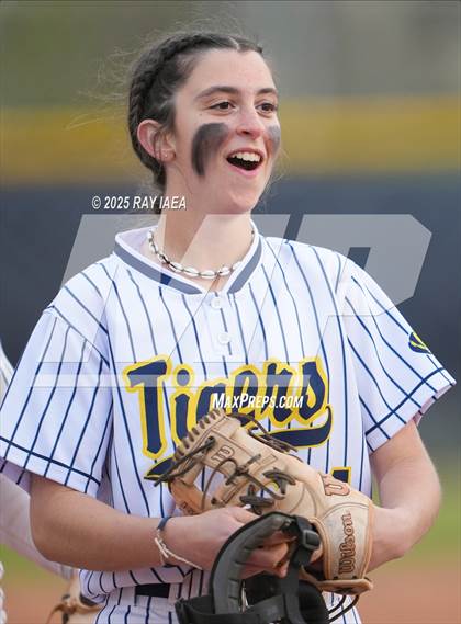 Thumbnail 3 in Granite Bay @ Inderkum photogallery.