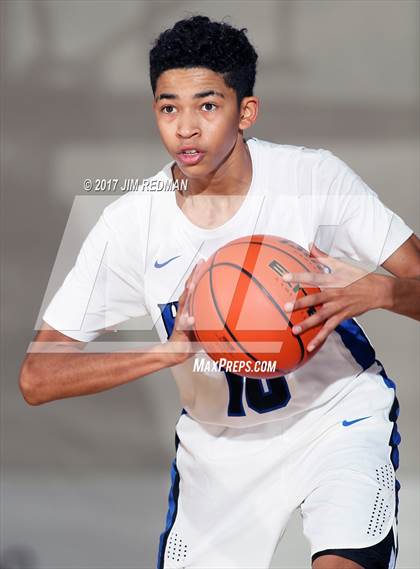 Thumbnail 2 in Morton Ranch vs. Hebron (McDonald's Texas Invitational) photogallery.