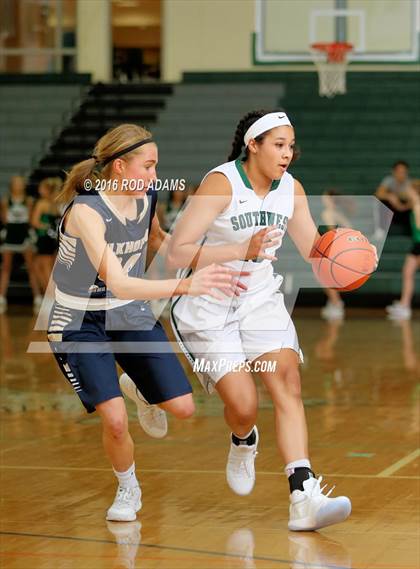 Thumbnail 1 in Elkhorn South @ Lincoln Southwest photogallery.