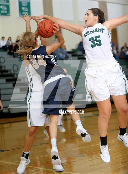 Thumbnail 3 in Elkhorn South @ Lincoln Southwest photogallery.