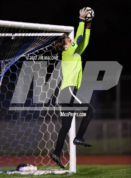 Thumbnail 3 in Newark Memorial vs. Concord (CIFNCS D2 Rd 1) photogallery.