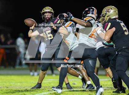 Thumbnail 3 in Lakeland @ Lake Gibson photogallery.