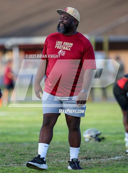 Thumbnail 1 in Lakeland @ Lake Gibson photogallery.