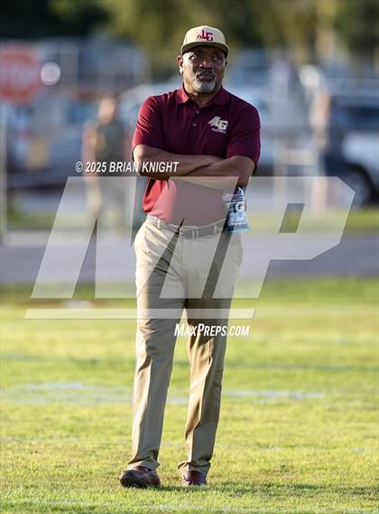 Thumbnail 2 in Lakeland @ Lake Gibson photogallery.