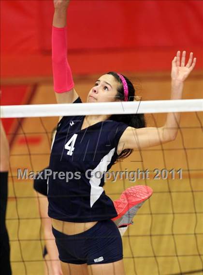 Thumbnail 1 in Berean Christian @ Salesian (CIF NCS D4 Playoffs) photogallery.