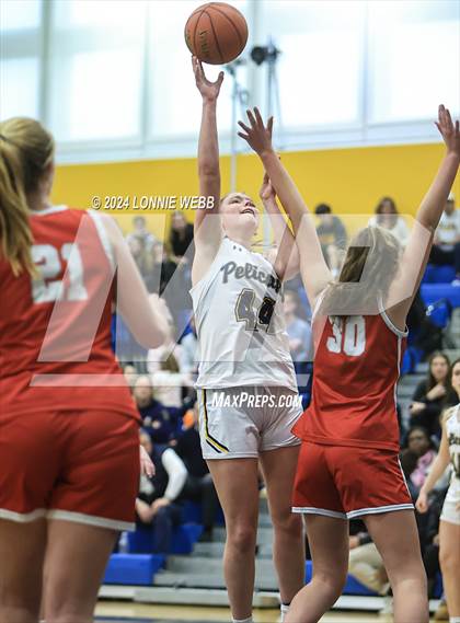 Thumbnail 3 in Somers vs Pelham (NYSPHSAA Section 1 Class AA Quarter Final) photogallery.