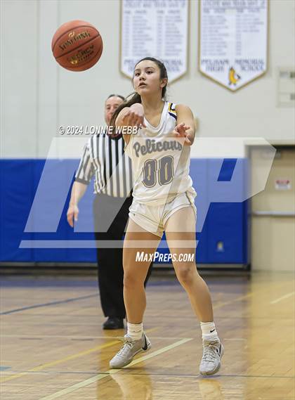 Thumbnail 3 in Somers vs Pelham (NYSPHSAA Section 1 Class AA Quarter Final) photogallery.
