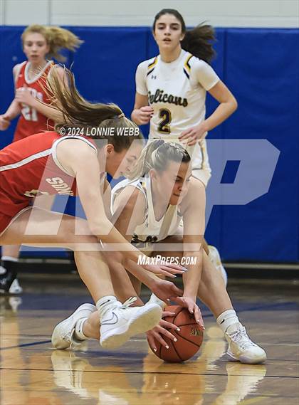 Thumbnail 1 in Somers vs Pelham (NYSPHSAA Section 1 Class AA Quarter Final) photogallery.