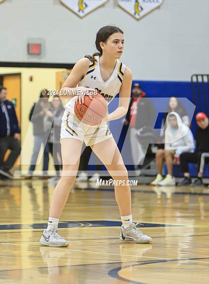 Thumbnail 3 in Somers vs Pelham (NYSPHSAA Section 1 Class AA Quarter Final) photogallery.