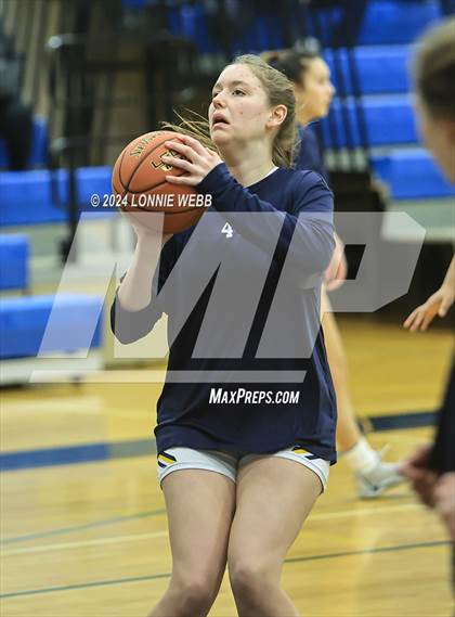 Thumbnail 2 in Somers vs Pelham (NYSPHSAA Section 1 Class AA Quarter Final) photogallery.