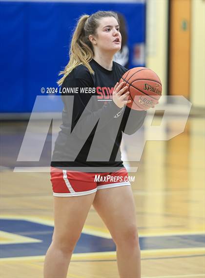 Thumbnail 3 in Somers vs Pelham (NYSPHSAA Section 1 Class AA Quarter Final) photogallery.