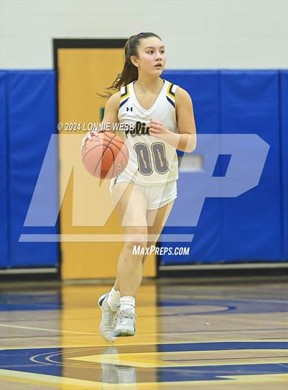Thumbnail 1 in Somers vs Pelham (NYSPHSAA Section 1 Class AA Quarter Final) photogallery.