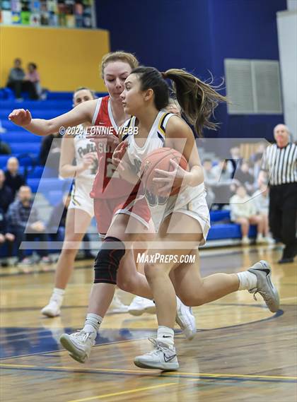 Thumbnail 3 in Somers vs Pelham (NYSPHSAA Section 1 Class AA Quarter Final) photogallery.