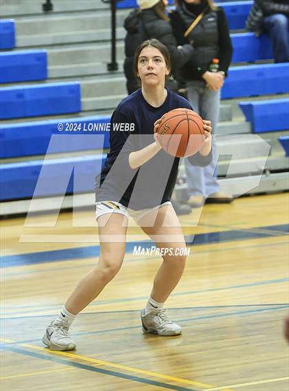 Thumbnail 3 in Somers vs Pelham (NYSPHSAA Section 1 Class AA Quarter Final) photogallery.