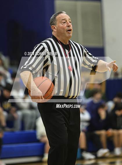 Thumbnail 3 in Somers vs Pelham (NYSPHSAA Section 1 Class AA Quarter Final) photogallery.