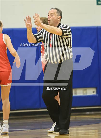 Thumbnail 1 in Somers vs Pelham (NYSPHSAA Section 1 Class AA Quarter Final) photogallery.