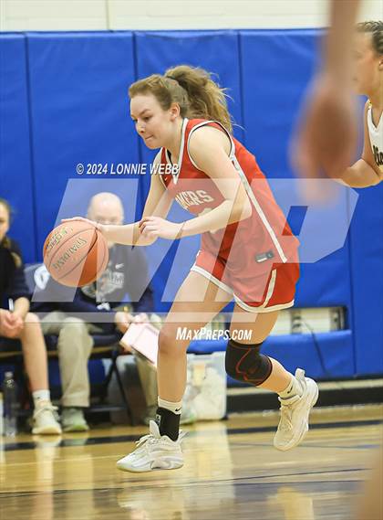 Thumbnail 2 in Somers vs Pelham (NYSPHSAA Section 1 Class AA Quarter Final) photogallery.