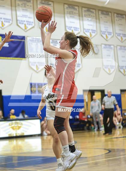 Thumbnail 3 in Somers vs Pelham (NYSPHSAA Section 1 Class AA Quarter Final) photogallery.
