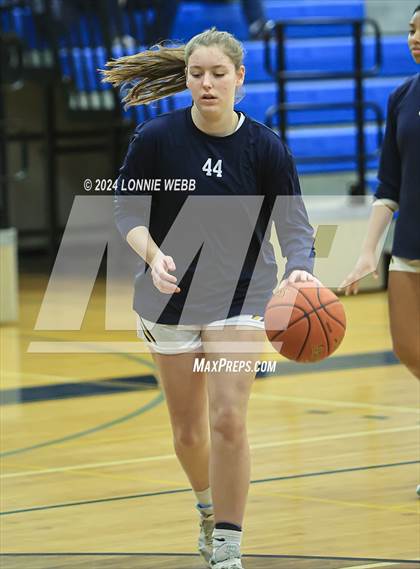 Thumbnail 1 in Somers vs Pelham (NYSPHSAA Section 1 Class AA Quarter Final) photogallery.