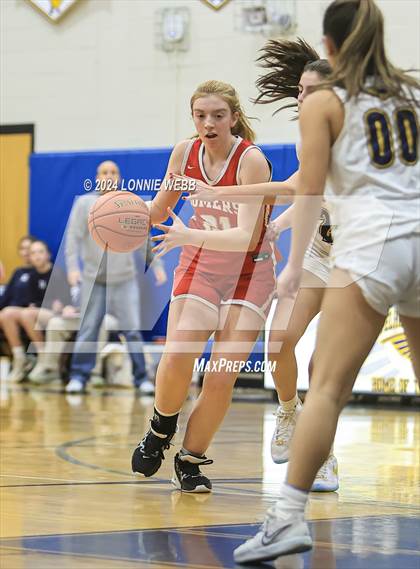 Thumbnail 1 in Somers vs Pelham (NYSPHSAA Section 1 Class AA Quarter Final) photogallery.