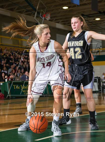 Thumbnail 2 in Wantagh vs North Shore (Section 8 Class A Final) photogallery.