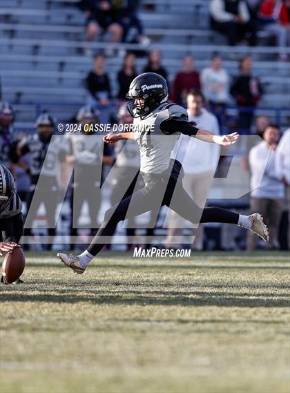 Thumbnail 3 in Windsor @ Pomona (CHSAA 3A Quarter Finals) photogallery.