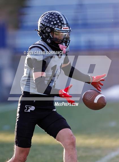 Thumbnail 1 in Windsor @ Pomona (CHSAA 3A Quarter Finals) photogallery.