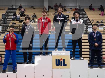 Thumbnail 2 in UIL Boys Wrestling Region 4 Finals (Day 2) photogallery.