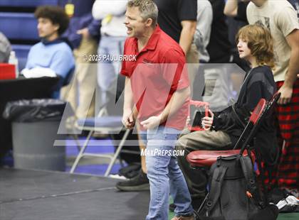 Thumbnail 3 in UIL Boys Wrestling Region 4 Finals (Day 2) photogallery.