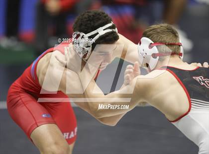 Thumbnail 3 in UIL Boys Wrestling Region 4 Finals (Day 2) photogallery.