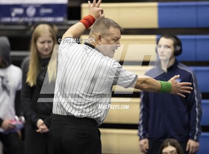 Thumbnail 2 in UIL Boys Wrestling Region 4 Finals (Day 2) photogallery.