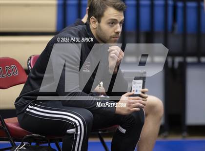 Thumbnail 1 in UIL Boys Wrestling Region 4 Finals (Day 2) photogallery.