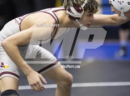 Thumbnail 1 in UIL Boys Wrestling Region 4 Finals (Day 2) photogallery.
