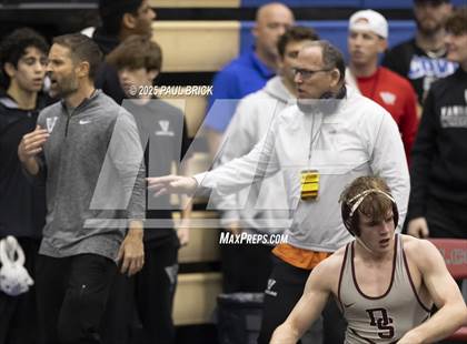 Thumbnail 2 in UIL Boys Wrestling Region 4 Finals (Day 2) photogallery.