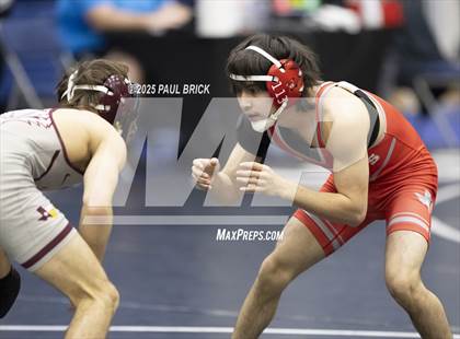 Thumbnail 3 in UIL Boys Wrestling Region 4 Finals (Day 2) photogallery.