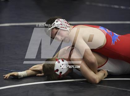 Thumbnail 3 in UIL Boys Wrestling Region 4 Finals (Day 2) photogallery.